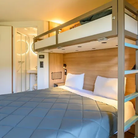 Hotel Premiere Classe Versailles - Saint Cyr L'Ecole *