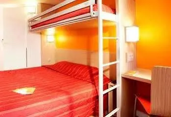 Hotel Premiere Classe Versailles - Cyr L'ecole Saint-Cyr-lʼÉcole